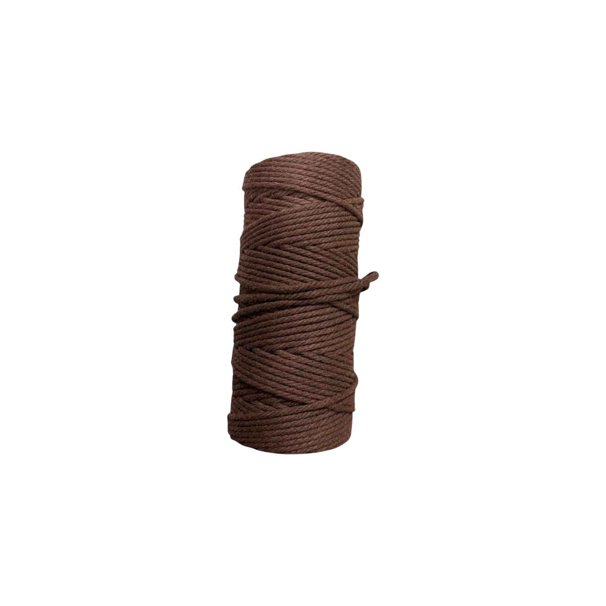 Rollo de cordón para macramé Importadora Acacia de 3 mm en color café, fabricado en algodón 100% natural.